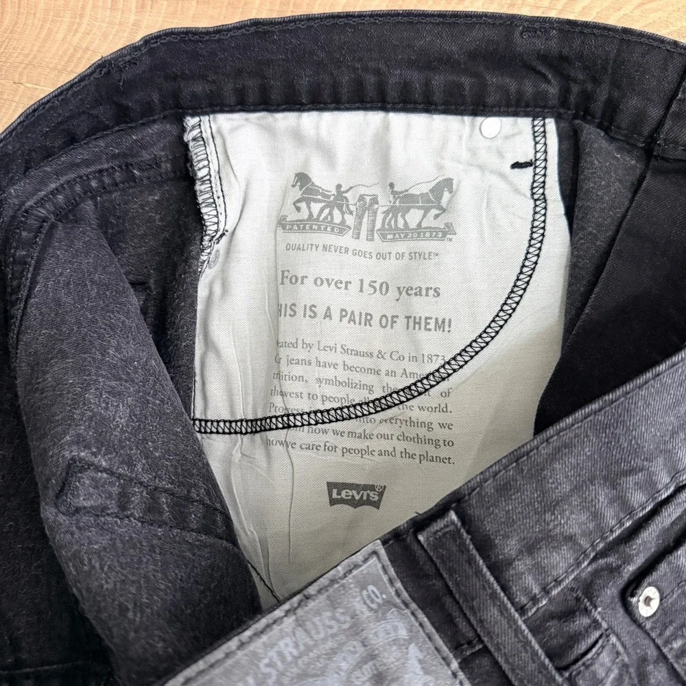 Levis excellent jeans